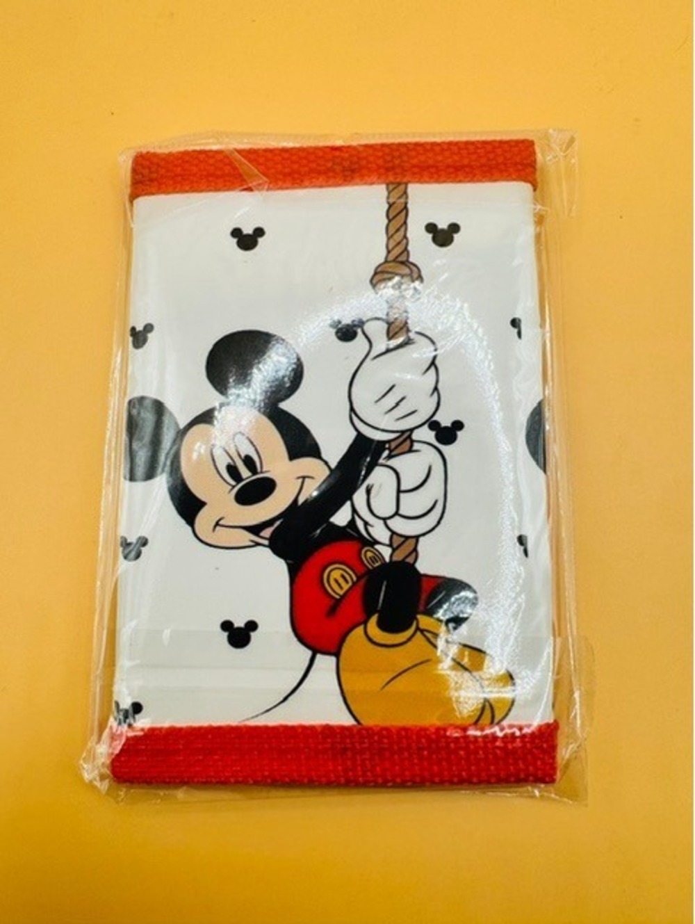 Colorful Character Zipper Wallets for Kids & Teens (Red Mickey)